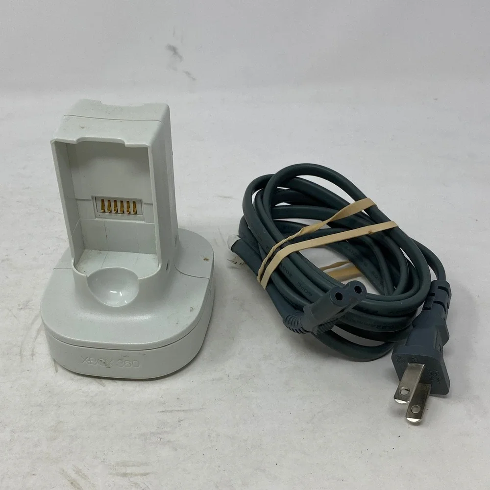 Microsoft Xbox 360 Quick Charge Kit White Battery Charger Dock with AC Cord